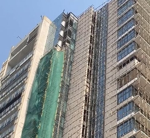 Keputusan untuk membeli properti ini juga menunjukkan investasi besar Deepika dan Ranveer di dunia properti. Apartemen ini menjadi bukti komitmen mereka dalam menciptakan kehidupan yang lebih nyaman dan modern.