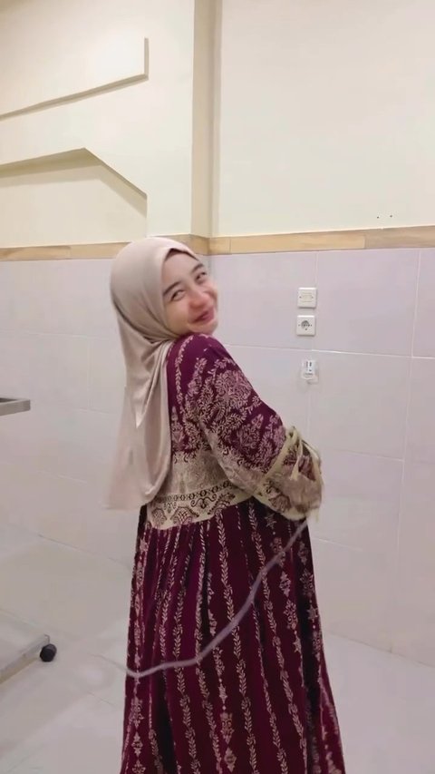 Potret Momen Ega Noviantika Persiapan Persalinan, Sudah Bukaan Tiga