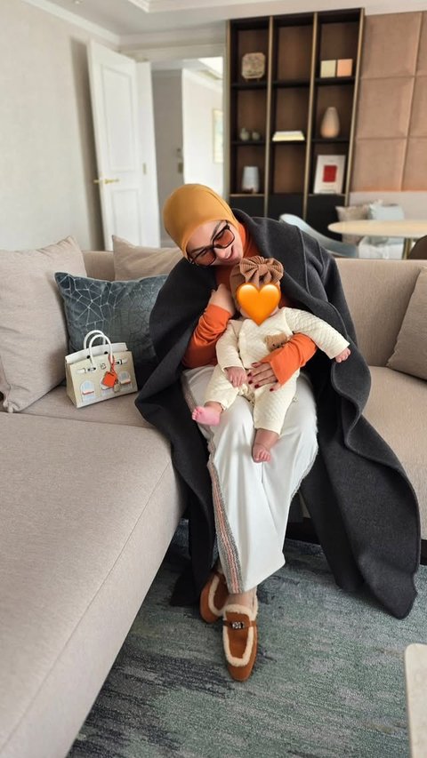 Gemasnya Saat Dengar Suara Baby R Anak Syahrini dan Reino Barack, Lembut Seperti Sang Ibunda