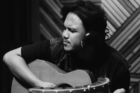 Dimansyah Laitupa (instagram.com/cingabuu)