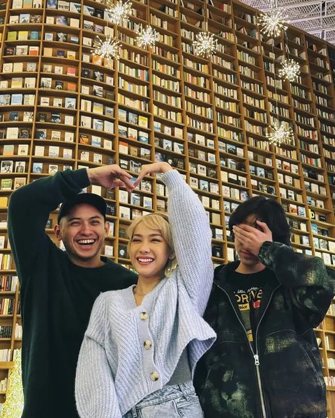 Potret OOTD BCL selama di Korea Selatan. (sumber: Instagram/itsmebcl)