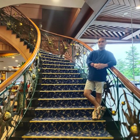 Sandy Permana Aktor Serial 'MAK LAMPIR' Tewas Ditusuk, Polisi Buru Terduga Pelaku