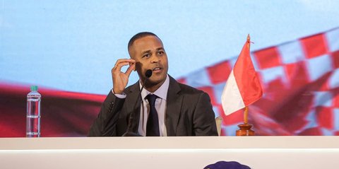 Ditanya Soal Keterlibatan dengan Skandal Judi, Bagaimana Jawaban Patrick Kluivert?
