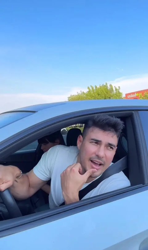 Potret Kondisi Aurelie Moeremans dan Mobil Usai Kecelakan di AS (Sumber: Instagram/aurelie)