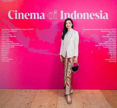 Raline Shah Jadi Staf Khusus Menkomdigi. [@ralineshah]