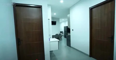 Punya Kamar dan Ruangan Khusus ART di Rumah Mewahnya, Verrell Bramasta Banjir Pujian.  foto: Youtube TAULANY TV