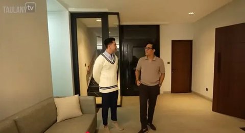 Punya Kamar dan Ruangan Khusus ART di Rumah Mewahnya, Verrell Bramasta Banjir Pujian.  foto: Youtube TAULANY TV