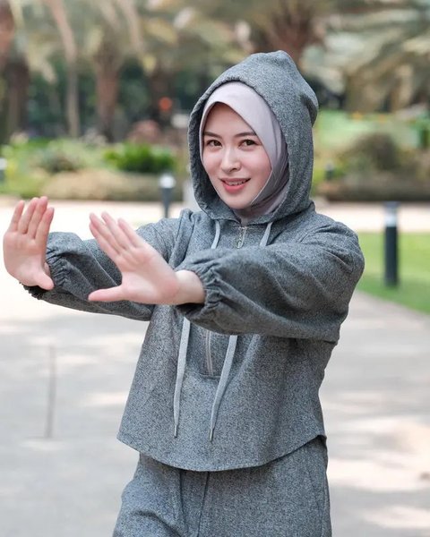 Cara Memilih Model Baju Hijab Kasual yang Praktis dan Stylish untuk Aktivitas Sehari-hari