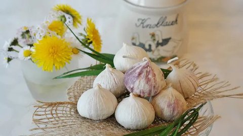 Manfaat Bawang Putih Tunggal untuk Asam Urat (Sumber: Pixabay)