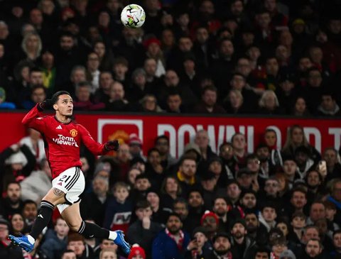 Gelandang Manchester United Antony. (DARREN STAPLES / AFP)