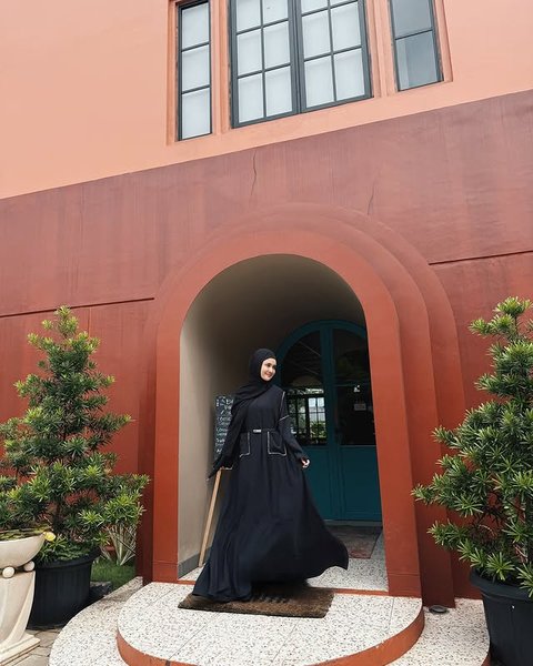 Ikut Kajian Pertama, 7 Potret Michelle Ziudith Tampil Cantik Berhijab - Akui Ketagihan