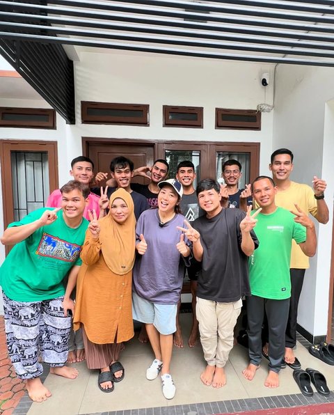 Momen Soimah Main ke Rumah Jirayut, Akrab Banget Bak Keluarga Sendiri