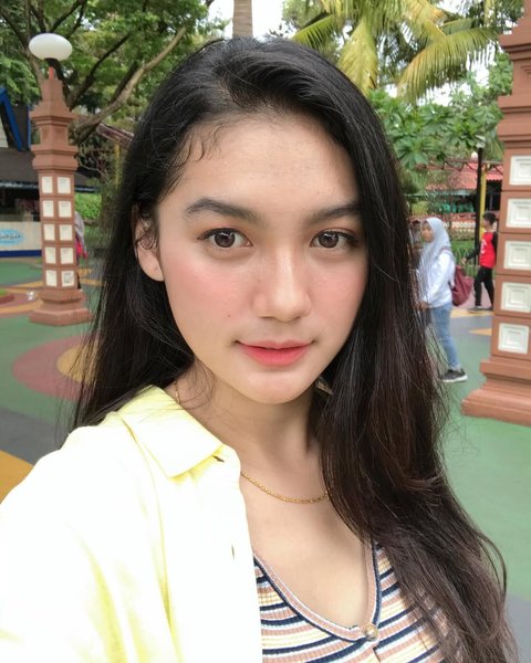 Potret Cantik Fiolina Teja Yanti, Pemeran Risa di Sinetron IKRAR CINTA SUCI yang Banyak Diperbincangkan