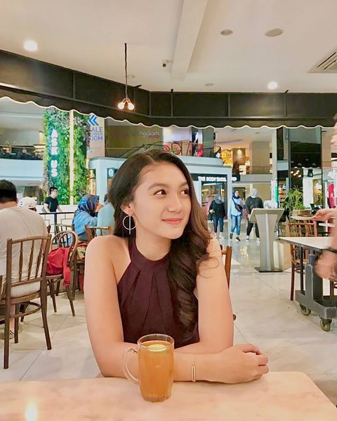 Potret Cantik Fiolina Teja Yanti, Pemeran Risa di Sinetron IKRAR CINTA SUCI yang Banyak Diperbincangkan