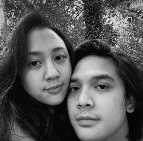 Potret Romantis Sherina Munaf dan Suami (Sumber Instagram/baskaramahendra)