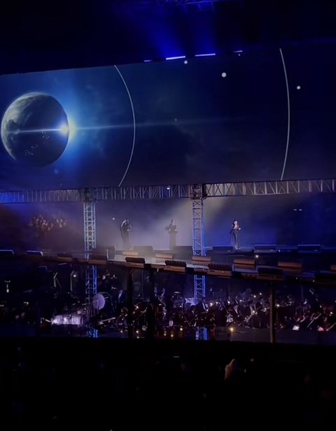 Dari Backstage hingga Sorotan Panggung, Dukungan Aurel Hermansyah untuk Krisdayanti yang Mengharukan