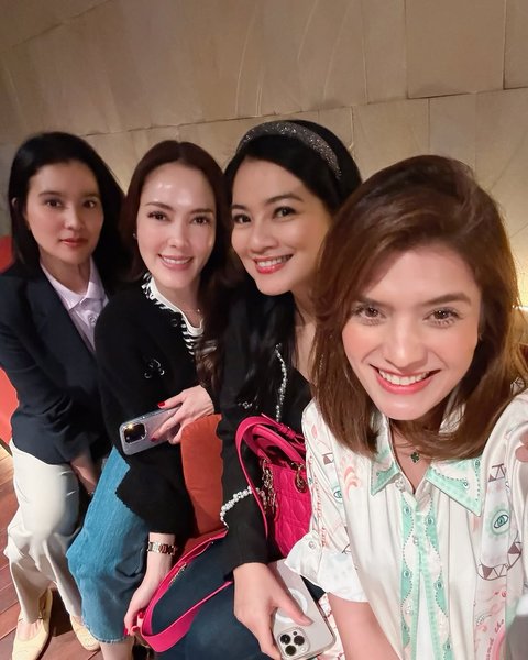 Kumpul Cantik, Potret Titi Kamal - Cathy Sharon Dinner Bareng