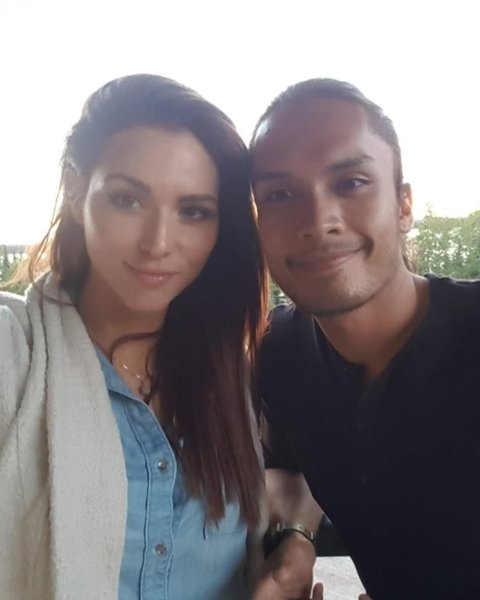 Mesranya Randy Pangalila dengan sang Istri, Rayakan Anniversary ke-6