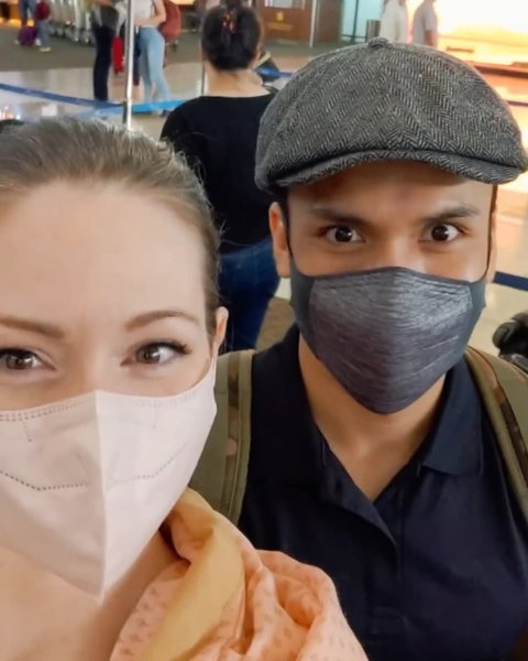 Mesranya Randy Pangalila dengan sang Istri, Rayakan Anniversary ke-6