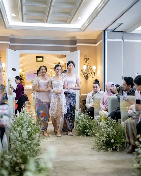 Potret Acara Lamaran Namira Adjani Anak Alya Rohali. (Sumber: Instagram/namiradjani/arohali)