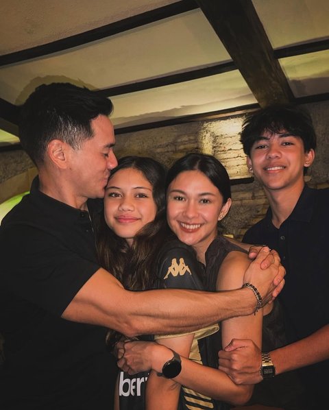 Potret Kompak Andrew White dan Sang Putri Sarah, Dari Antar Anak ke Sekolah hingga Quality Time Bareng