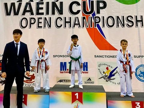 Tim taekwondo Indonesia yang tergabung dalam TKS Team Indonesia berhasil menyabet 13 medali dalam Kejuaraan Waein Cup Open International Taekwondo Championship 2025 di Singapura, 17-20 Januar