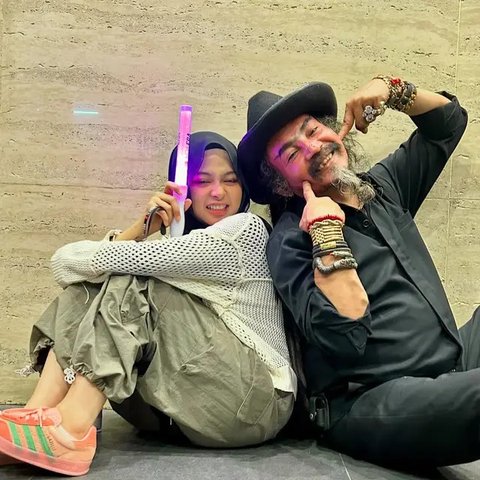 Potret Limbad Rayakan Ultah Istri (Sumber: Instagram/limbadindonesia)