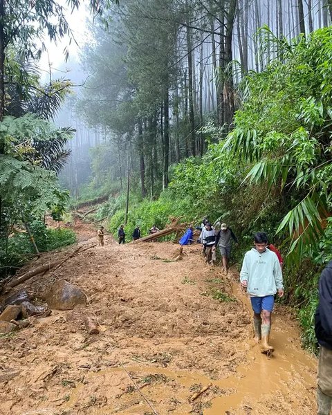 Kondisi Jalan Rusak Hambat Evakuasi Longsor Pekalongan, Cuaca Jadi Kendala Utama