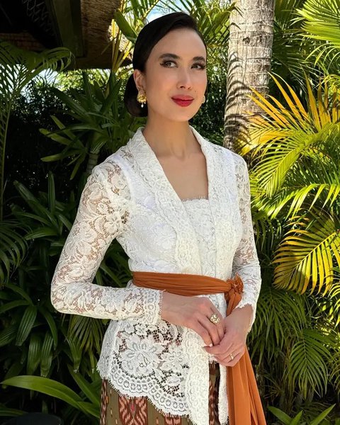 Menteri Pariwisata Widiyanti Putri Tampil Sederhana, Dikenal Tajir (Sumber: Instagram/widi.wardhana)