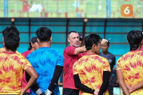 BRI Liga 1- Arema FC Vs Persib Bandung (Bola.com/Adreanus Titus)