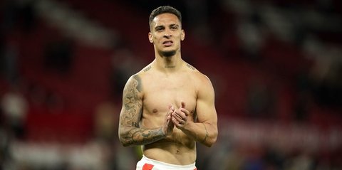 Tinggalkan MU, Antony Sudah Tiba di Spanyol dan Segera Resmi jadi Pemain Real Betis