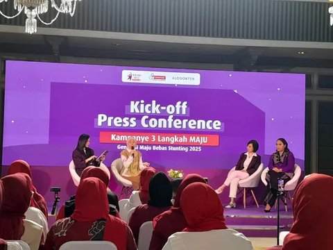 Menu bubur dengan brokoli untuk MPASI (Foto: Freepik.com)