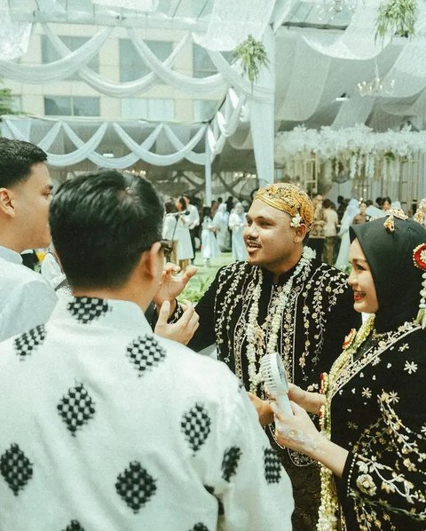 Salma Salsabil dan Dimansyah Laitupa Resmi Menikah (foto: Instagram.com/ranforyourlife)