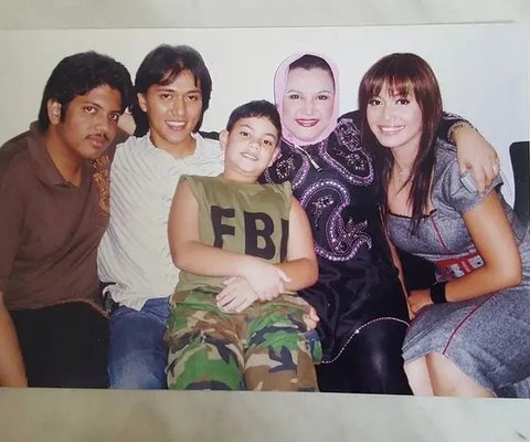 Potret Kenangan Emilia Contessa dan Denada (Sumber: Instagram/emiliacontessa57)