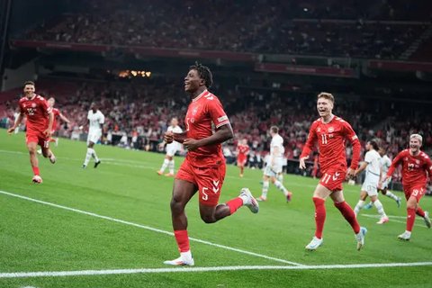 Manchester United Pantau Patrick Dorgu (AFP)
