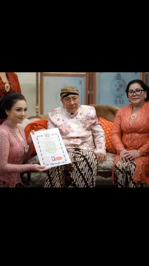 Potret Cantik Celine Evangelista Mendapat Gelar Bangsawan dari Keraton Surakarta, Namanya Berubah Jadi Begini