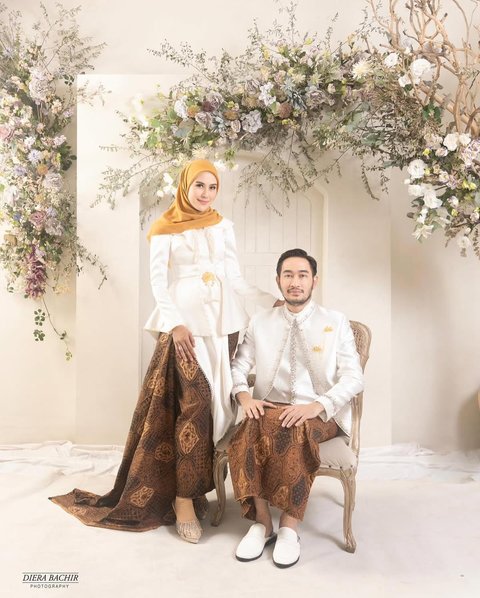 Model Kebaya Couple untuk Lebaran Ala Syahnaz dan Jeje, Tampil Modern Biar Ketularan Aura Pejabat