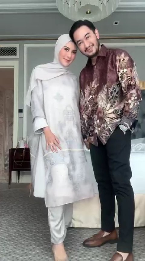 Model Kebaya Couple untuk Lebaran Ala Syahnaz dan Jeje, Tampil Modern Biar Ketularan Aura Pejabat