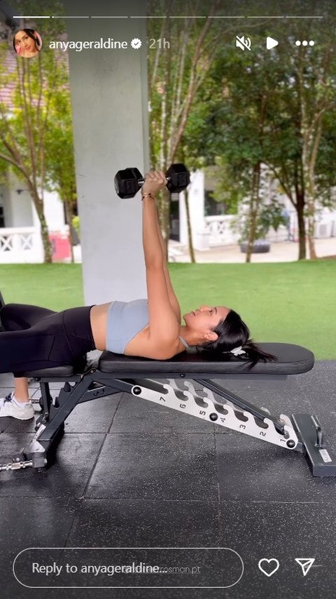 Potret Anya Geraldine Nge-Gym, Body Semakin Jadi dan Ototnya Bikin Gagal Fokus