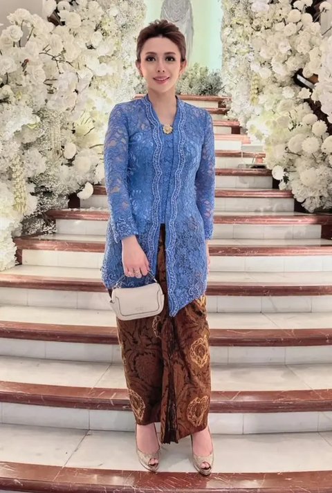 Keluarga Cendana Kembali Berkumpul di Pernikahan Cicit Soeharto. [@titieksoeharto]