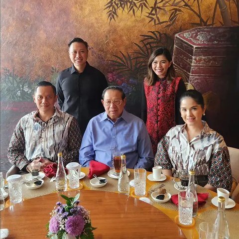 Potret Keluarga Susilo Bambang Yudhoyono Rayakan Imlek dengan Rekan Bawa Pesan Toleransi