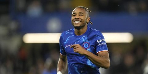 Berpacu dengan Deadline, MU Ngebet Kejar Tanda Tangan Christopher Nkunku atau Mathys Tel