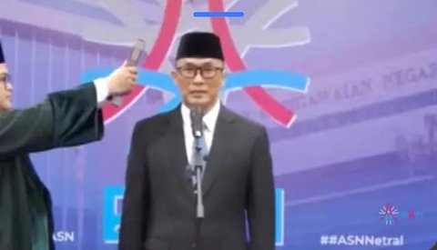 Ekspresi peserta saat mengikuti Seleksi Kompetensi Dasar (SKD) berbasis Computer Assisted Test (CAT) untuk CPNS Kementerian Agraria Tata Ruang/Badan Pertanahan Nasional (ATR/BPN) di Kantor BK