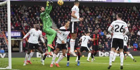 Alamak! Cedera, Trent Alexander-Arnold Dipastikan Absen di Laga Liverpool vs Tottenham