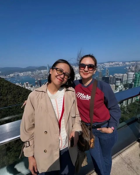 Potret Donna Agnesia Liburan Perdana Bareng Sahabat. (Sumber: Instagram/dagnesia)