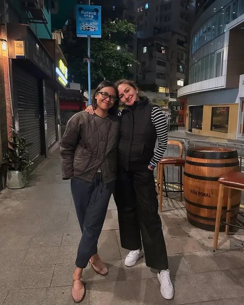Potret Donna Agnesia Liburan Perdana Bareng Sahabat. (Sumber: Instagram/dagnesia)