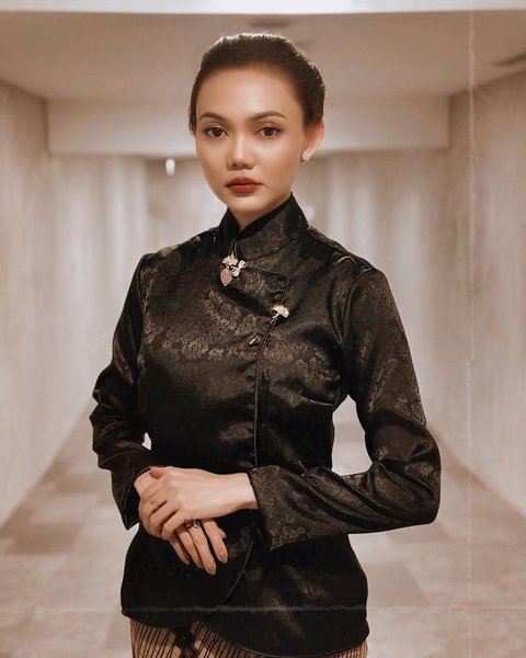 7 Potret Rina Nose saat Lakukan Cosplay Berbagai Karakter, Totalitas Banget