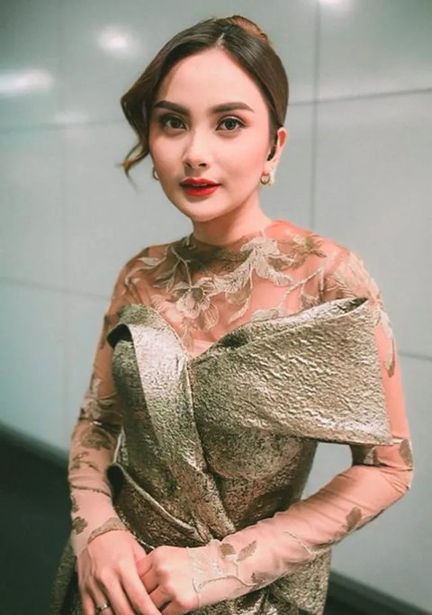 Regina Valeria Putri (Tangkapan layar Instagram)