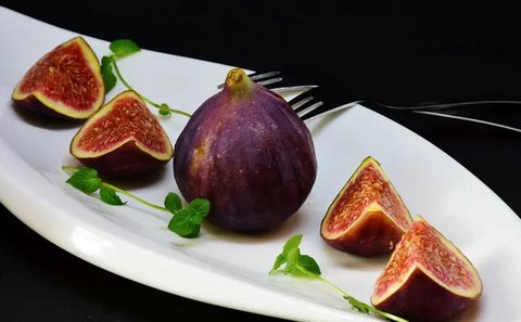 Ilustrasi Buah Tin (Foto: Ilustrasi AI)