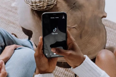 Ilustrasi TikTok, Aplikasi TikTok.  Kredit: antonbe via Pixabay